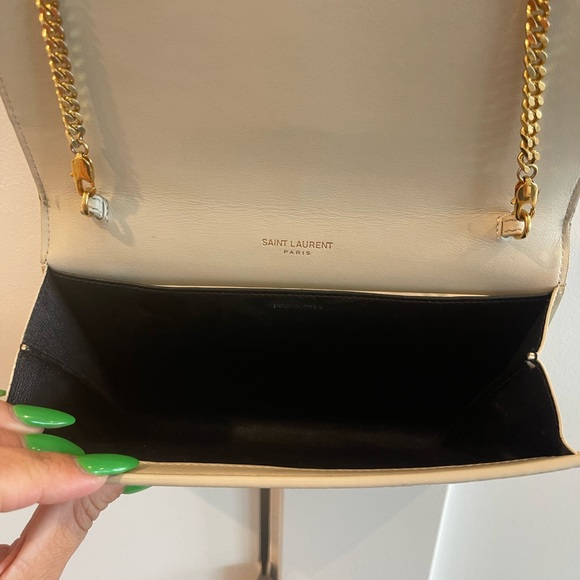 UPTOWN CHAIN WALLET IN CROCODILE-EMBOSSED SHINY LEATHER - Picture 4 of 4